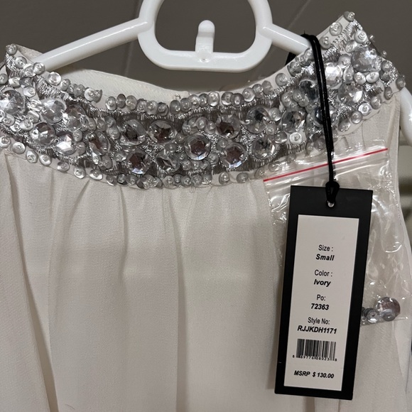 NWT Romeo & Juliet Couture White Mini Dress SMALL - Picture 4 of 5